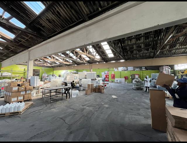 2,356.40M² WAREHOUSE TO LET IN EPPING INDUSTRIAL
